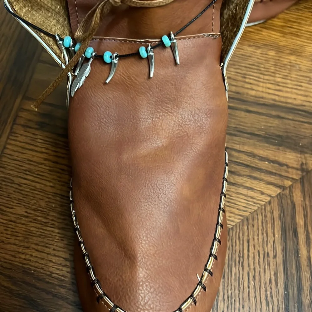 Moccasin shoes size 8 1/2 - Picture 4 of 6